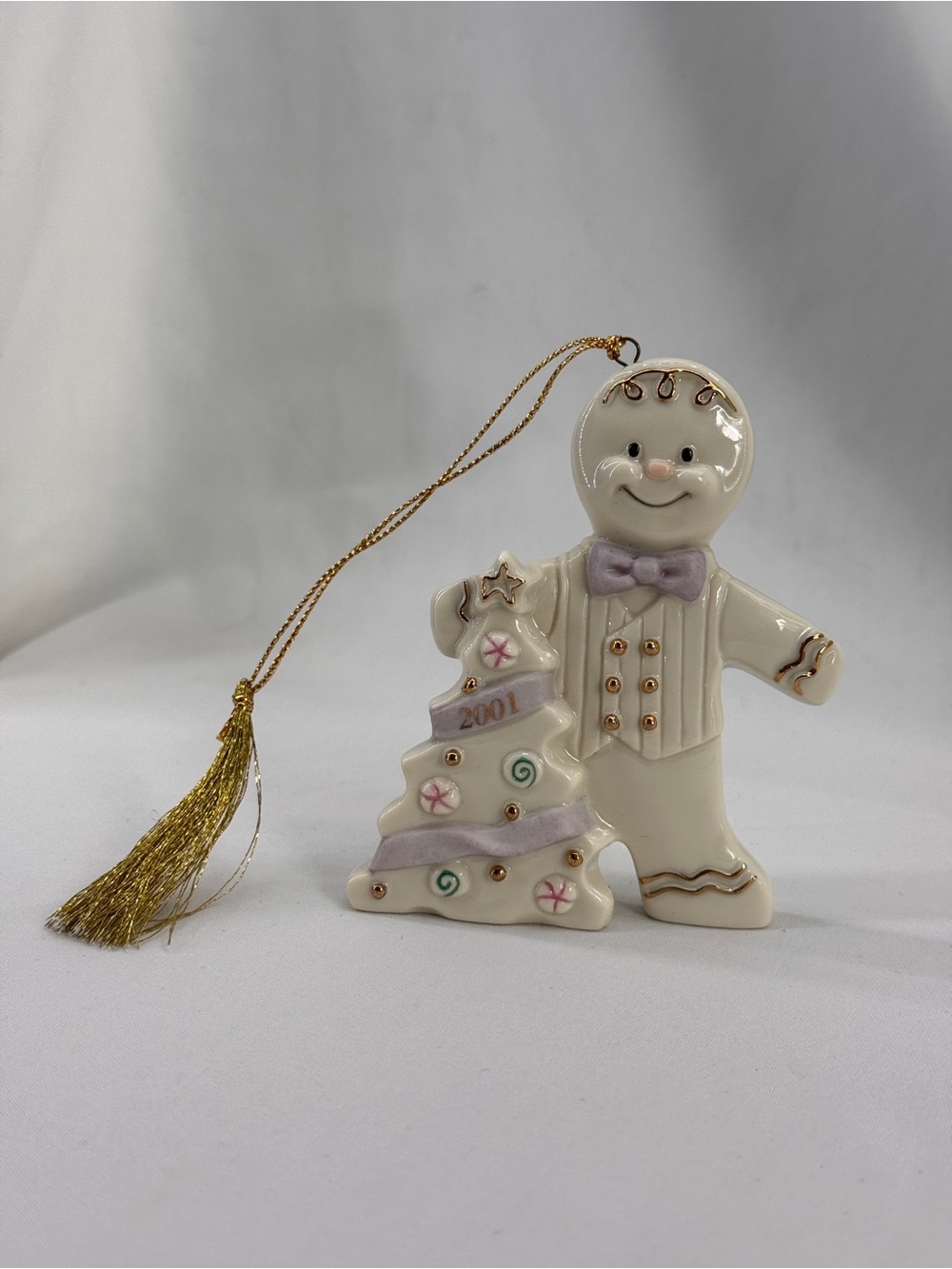 Lenox The Sweetest Christmas 2001 Limited Edition Gingerbread Ornament 24K Gold